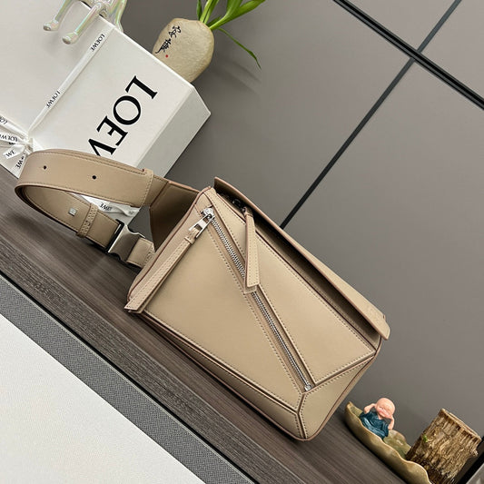 Loewe Puzzle Waist Bag 24 Sand Cowhide mysite