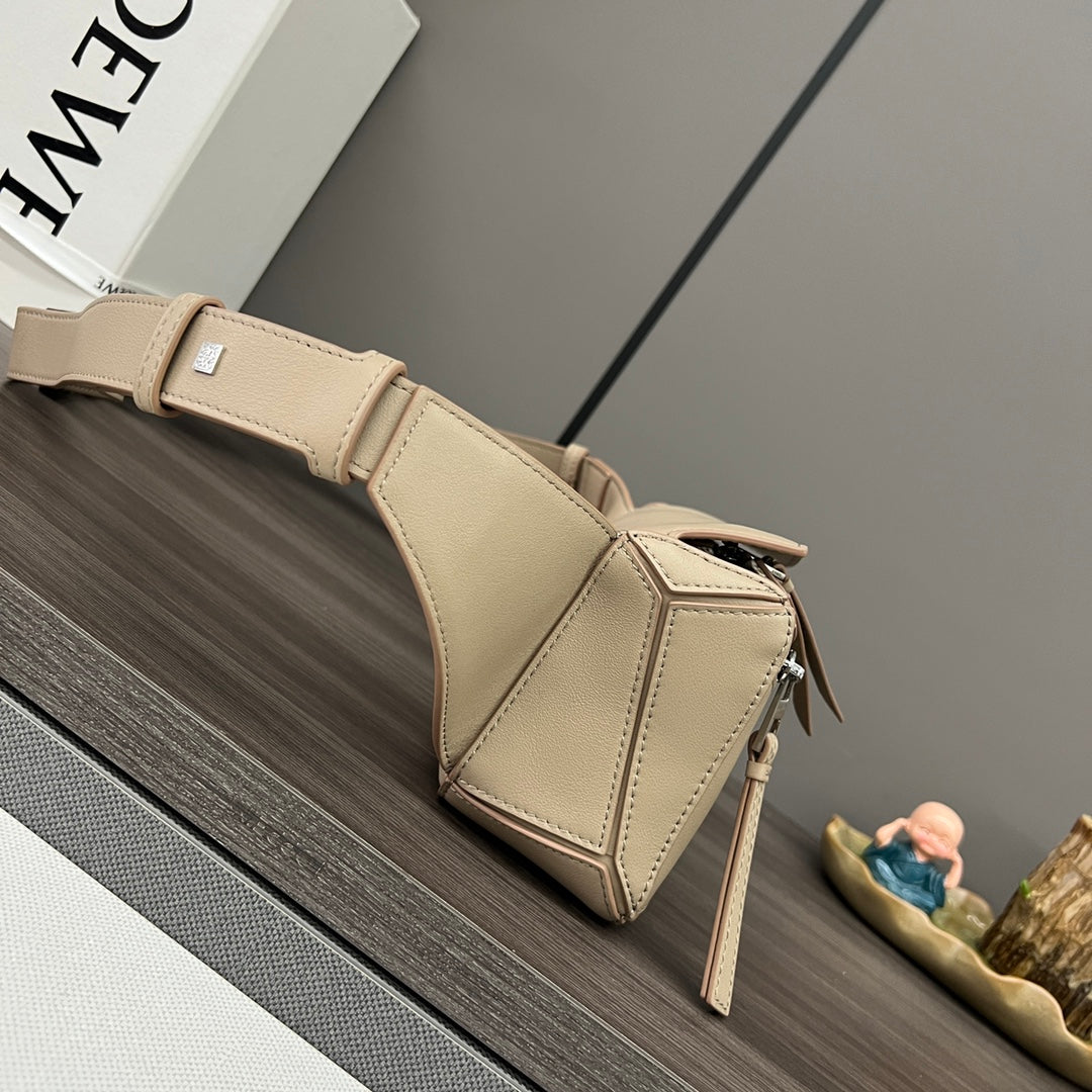 Loew Puzzle Small 18cm Beige Leather Belt Bag mysite