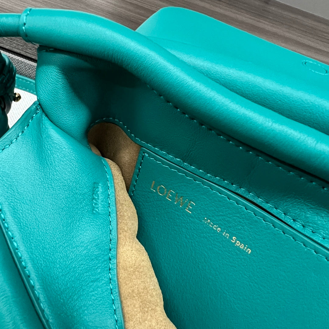 Loew Paseo Shoulder Bag 25cm Tropical Aqua Cowhide mysite
