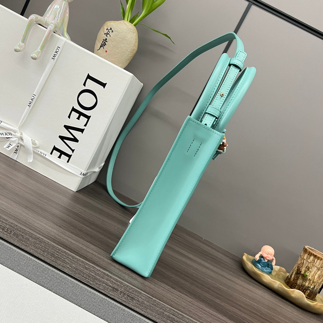 STANDARD A5 TOTE BAG IN AQUAMARINE BLUE CALFSKIN mysite