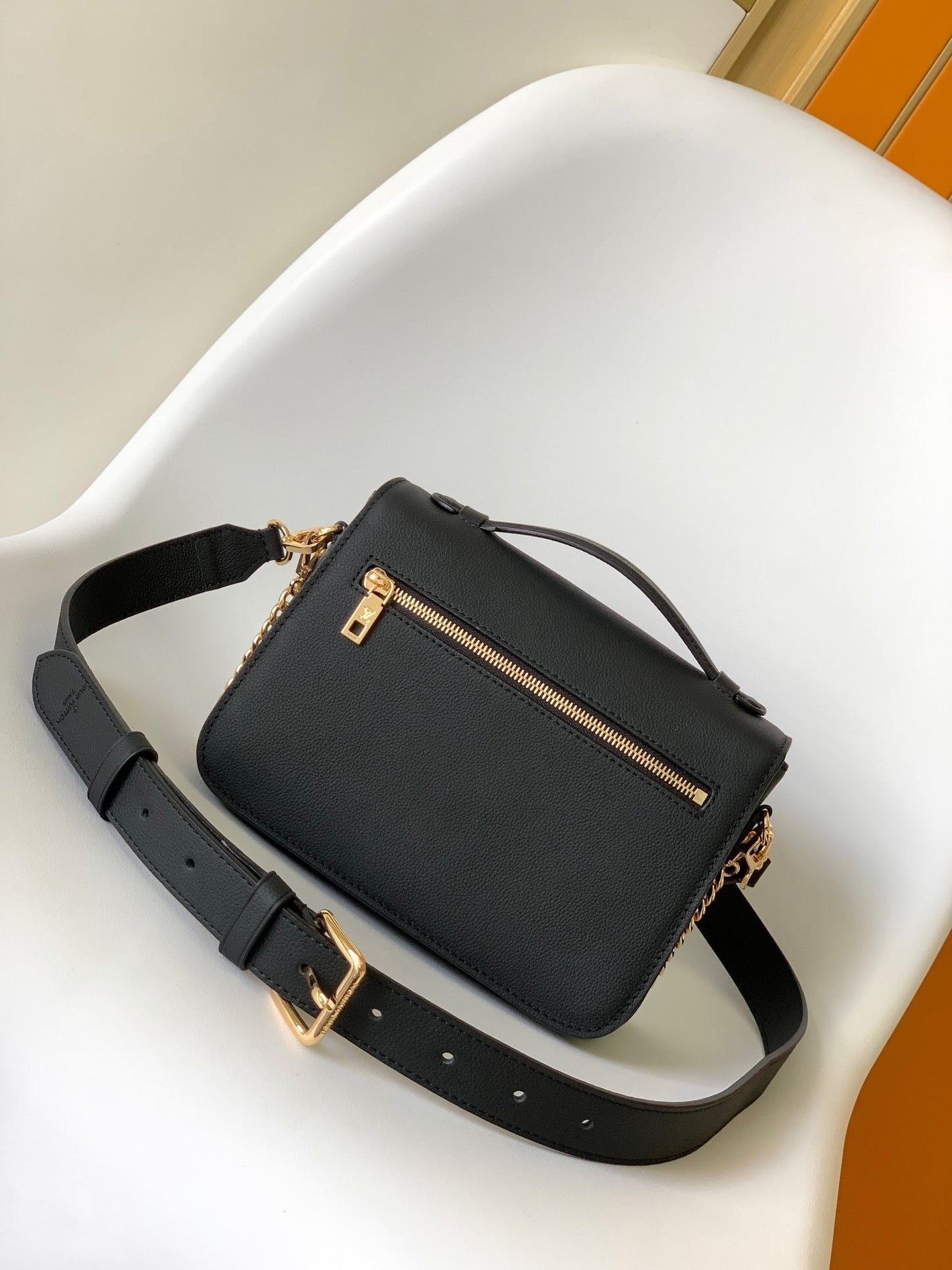 LV Oxford Handbag 22cm Black Grain Cowhide GHW mysite