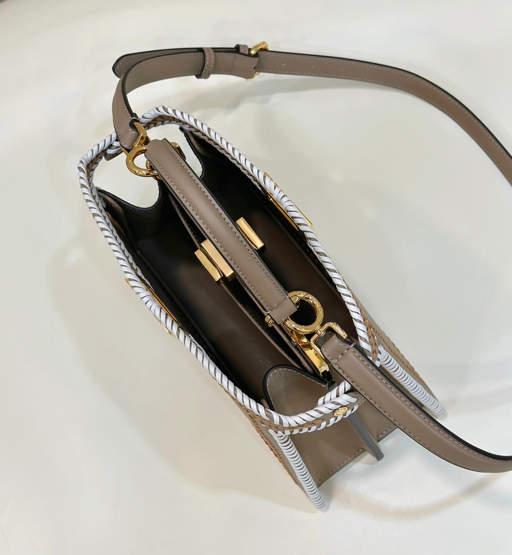 PEEKABOO ISEEU 27 IN MEDIUM BROWN INTERLACED CALFSKIN GOLD HARDWARE mysite