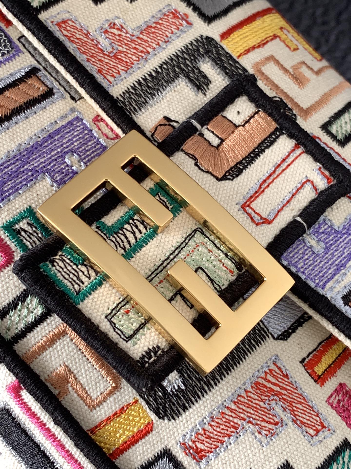 Fend Baguette Black and Multicolour Canvas Bag 27 with FF Embroidery Ghw mysite