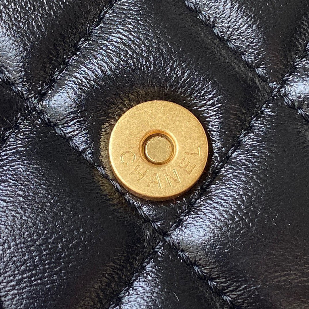 MINI FLAP BAG 13 IN BLACK LAMBSKIN WITH GOLD HANDLE mysite