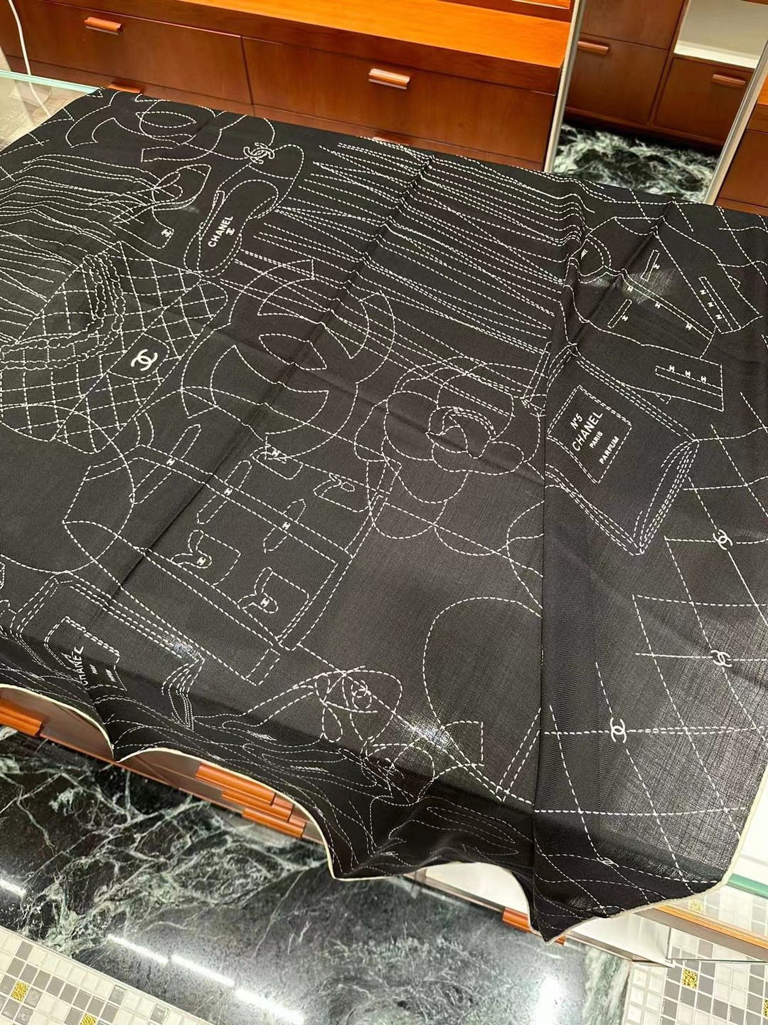 SILK WOOL SQUARE SCARF 140 CM BLACK  393128 mysite