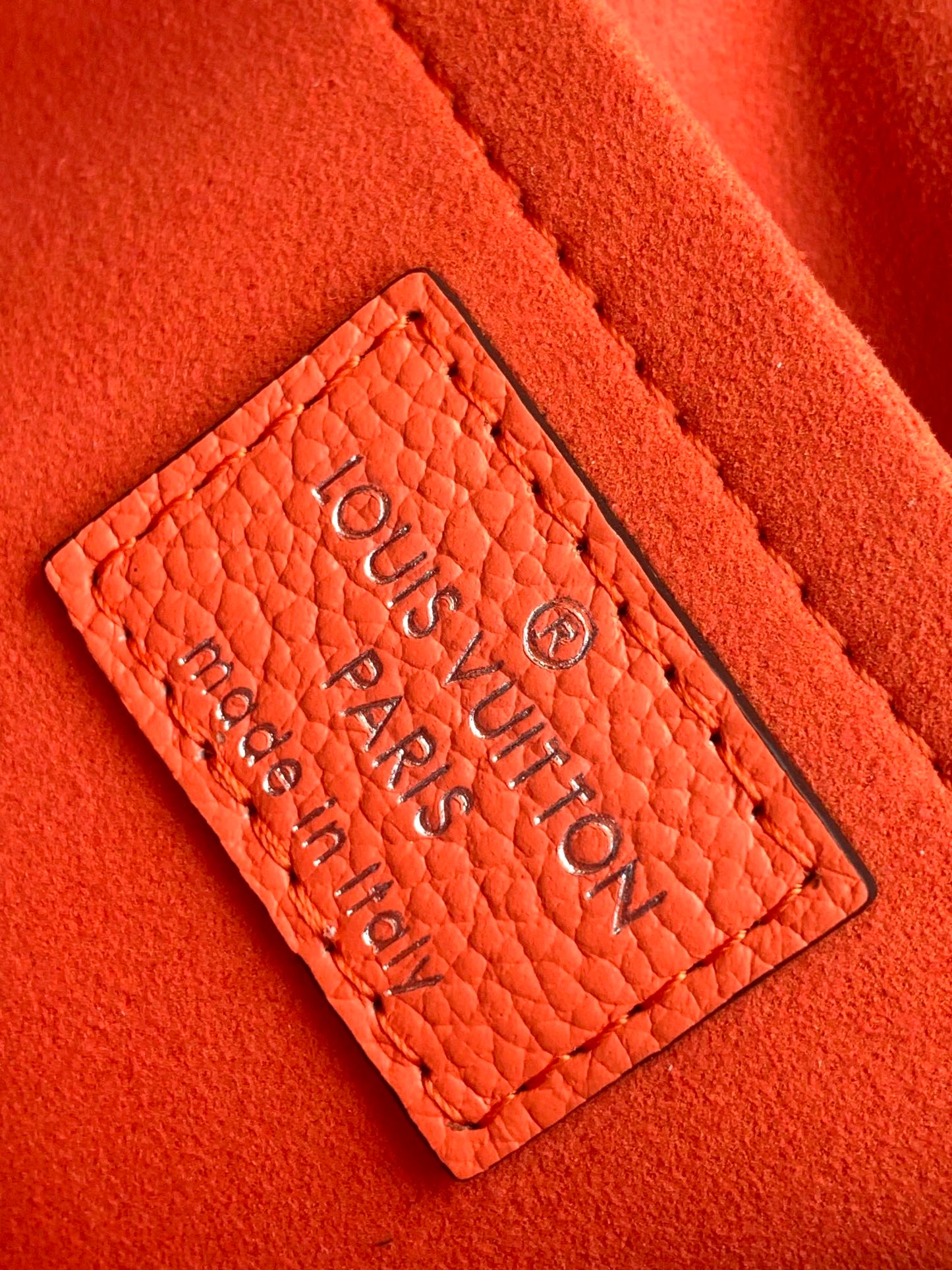 LV Marellini 19cm Orange Epi Grain Cowhide Metal HW mysite