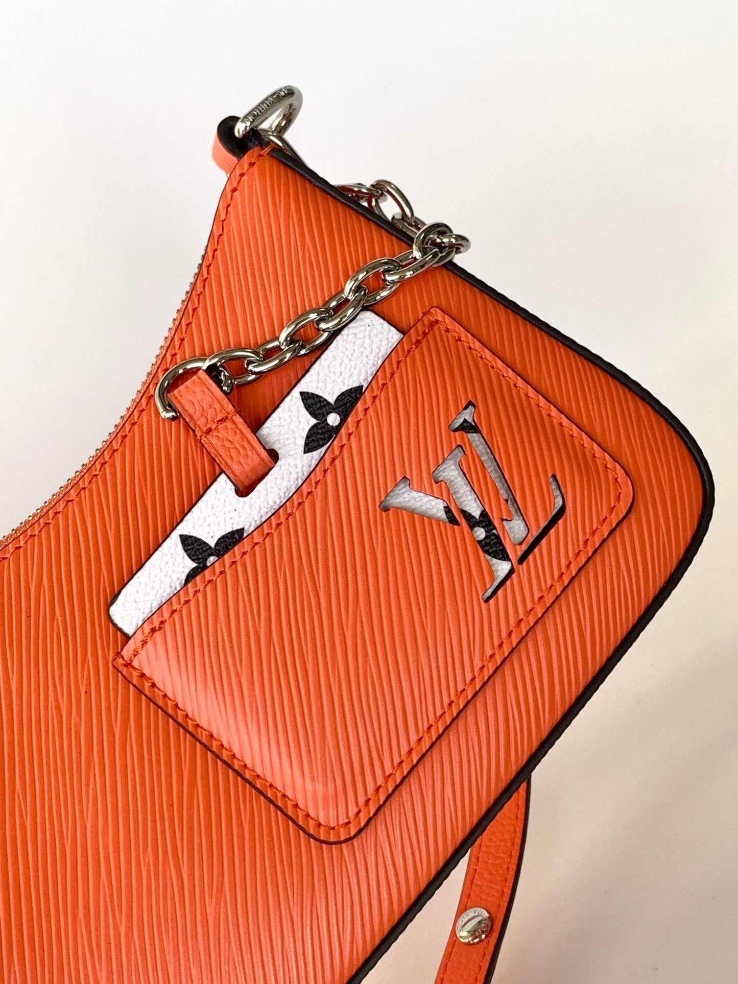 LV Marellini 19cm Orange Epi Grain Cowhide Metal HW mysite