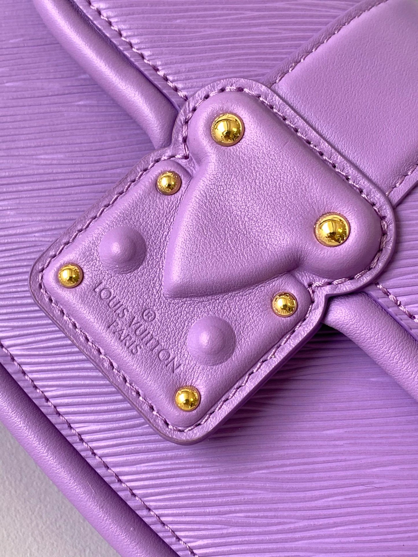 LV Hide & Seek Handbag 21cm Purple Epi Grain Cowhide GHW mysite