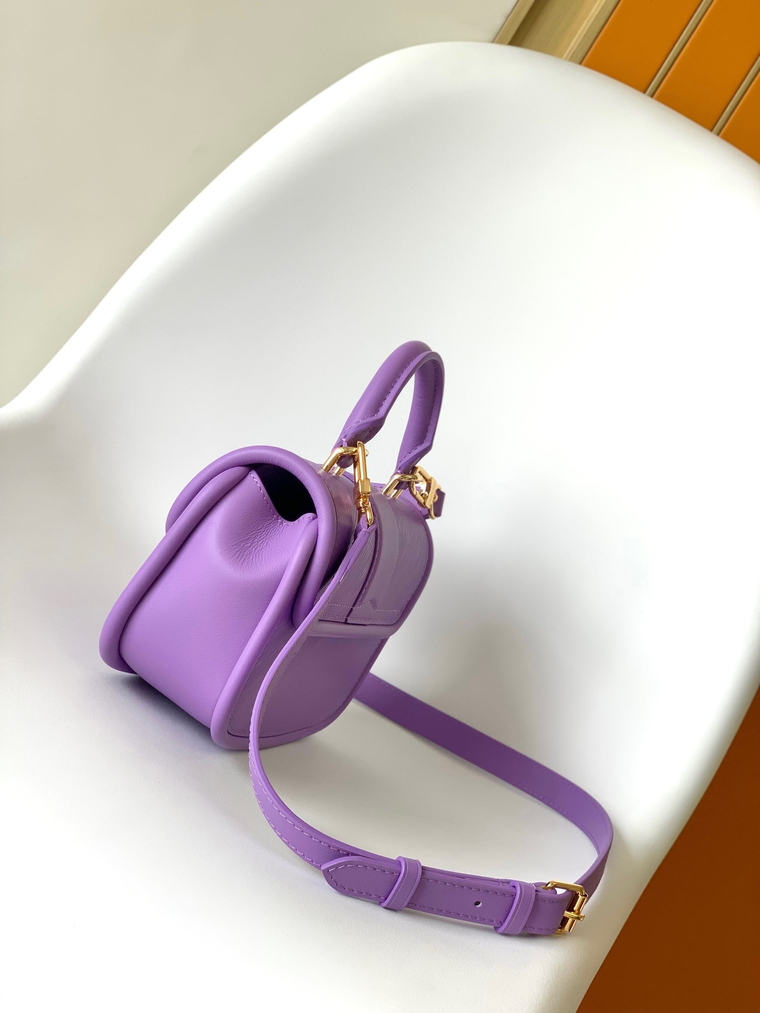 LV Hide & Seek Handbag 21cm Purple Epi Grain Cowhide GHW mysite