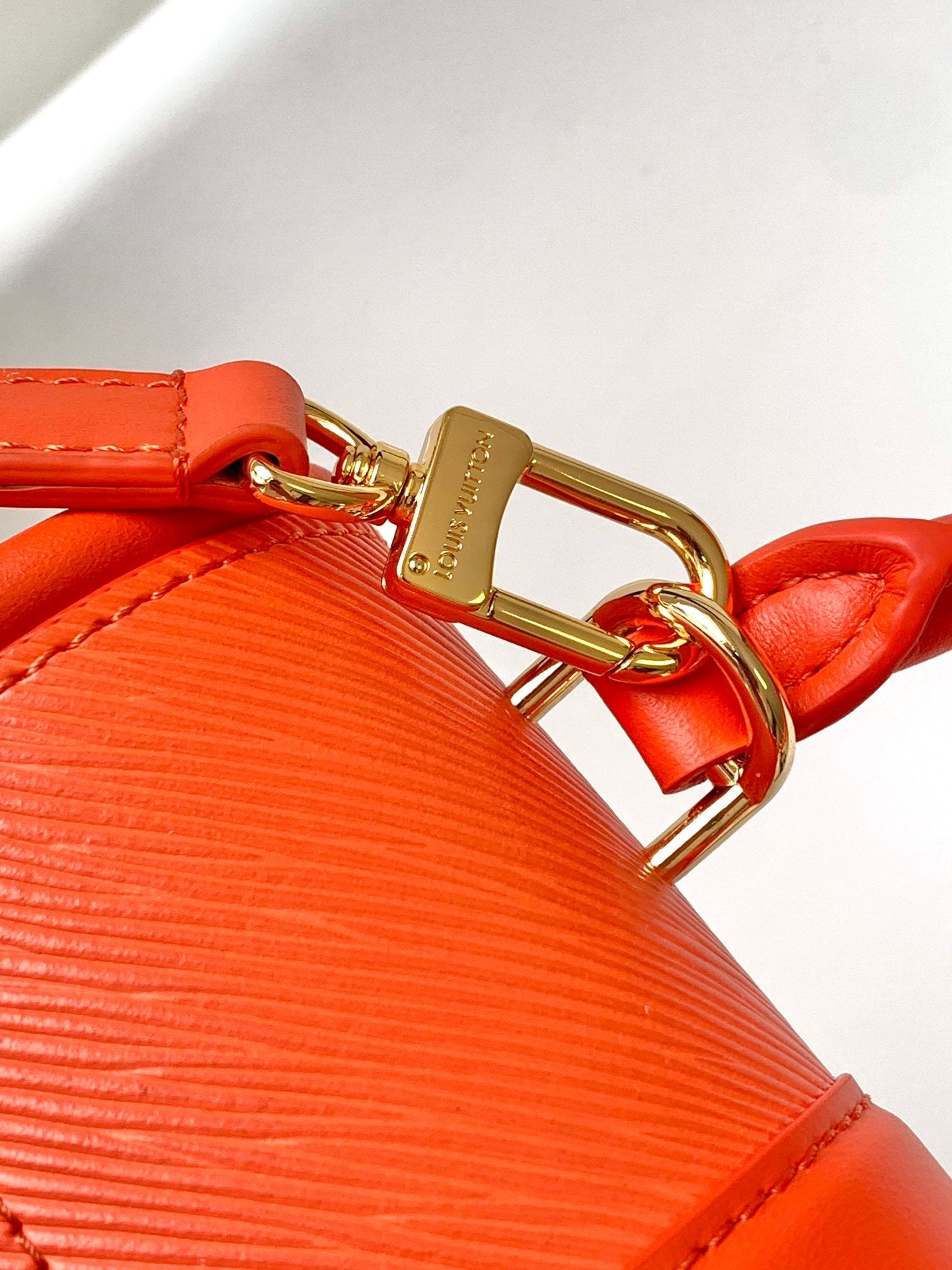 LV Hide & Seek Handbag 21cm Orange Epi Grain Cowhide GHW mysite