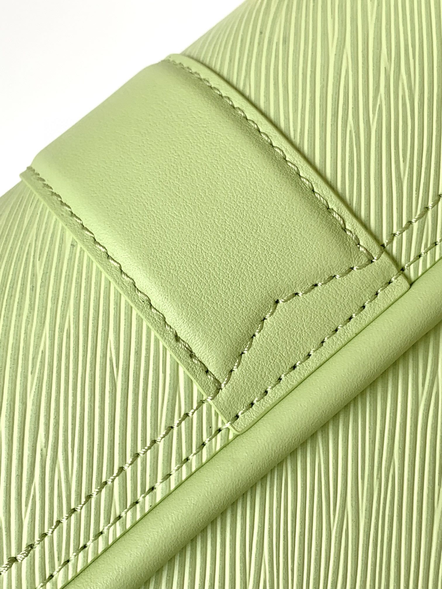 LV Hide & Seek Handbag 21cm Green Epi Grain Cowhide GHW mysite