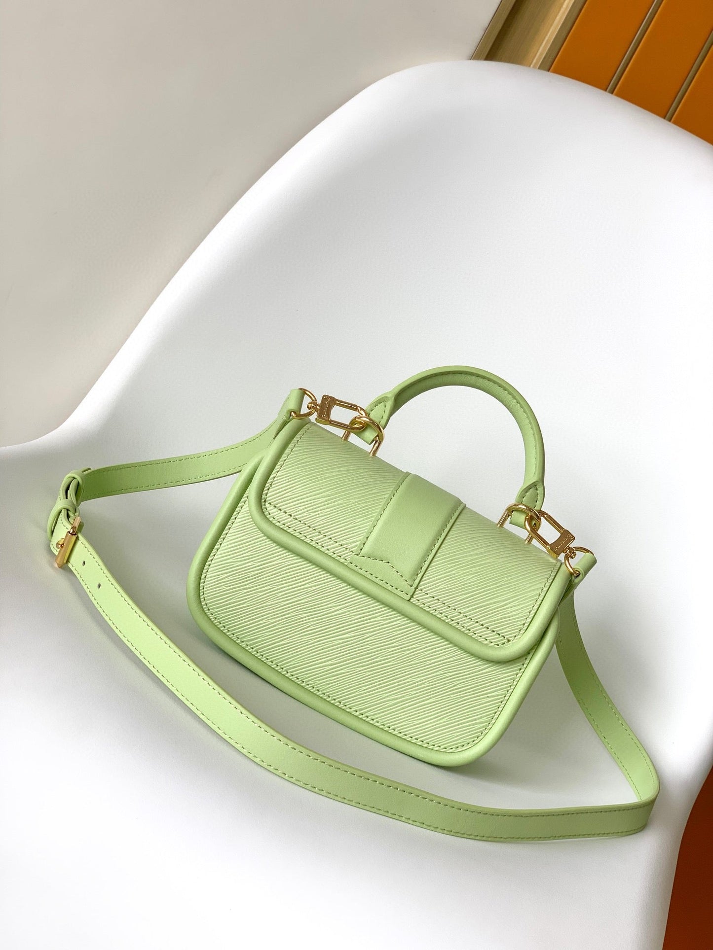 LV Hide & Seek Handbag 21cm Green Epi Grain Cowhide GHW mysite