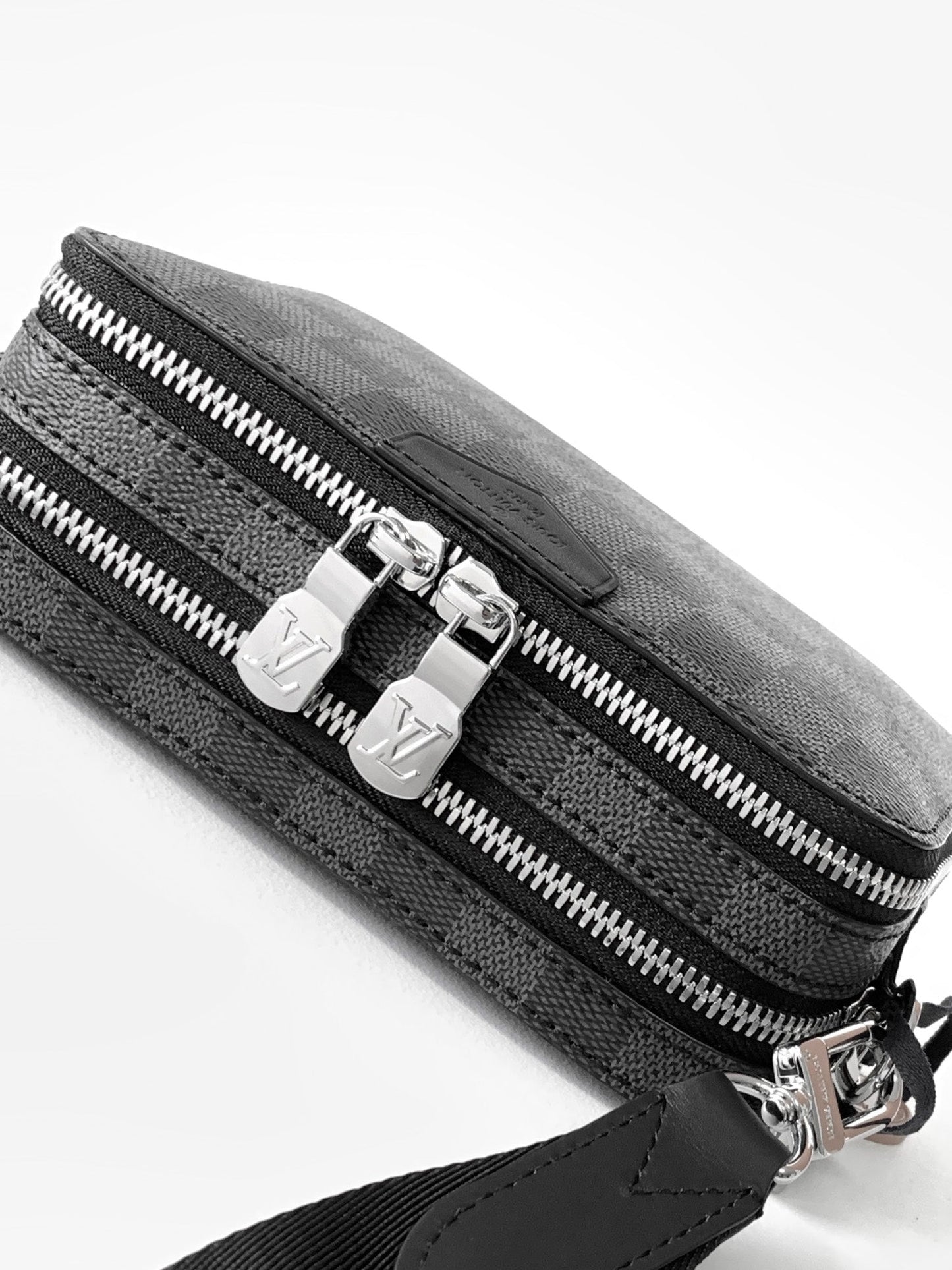 LV Alpha Wearable Wallet Black Damier Graphite 268784 mysite