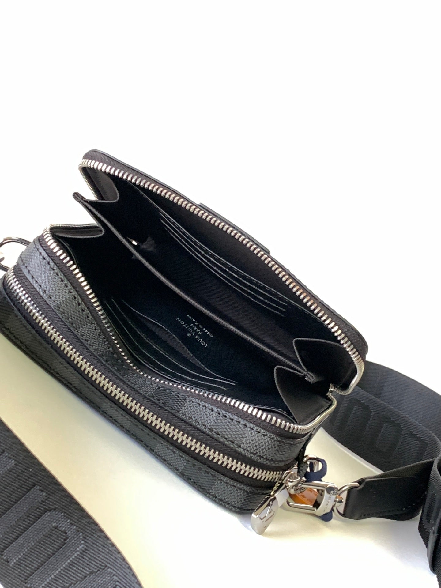 LV Alpha Wearable Wallet Black Damier Graphite 268784 mysite