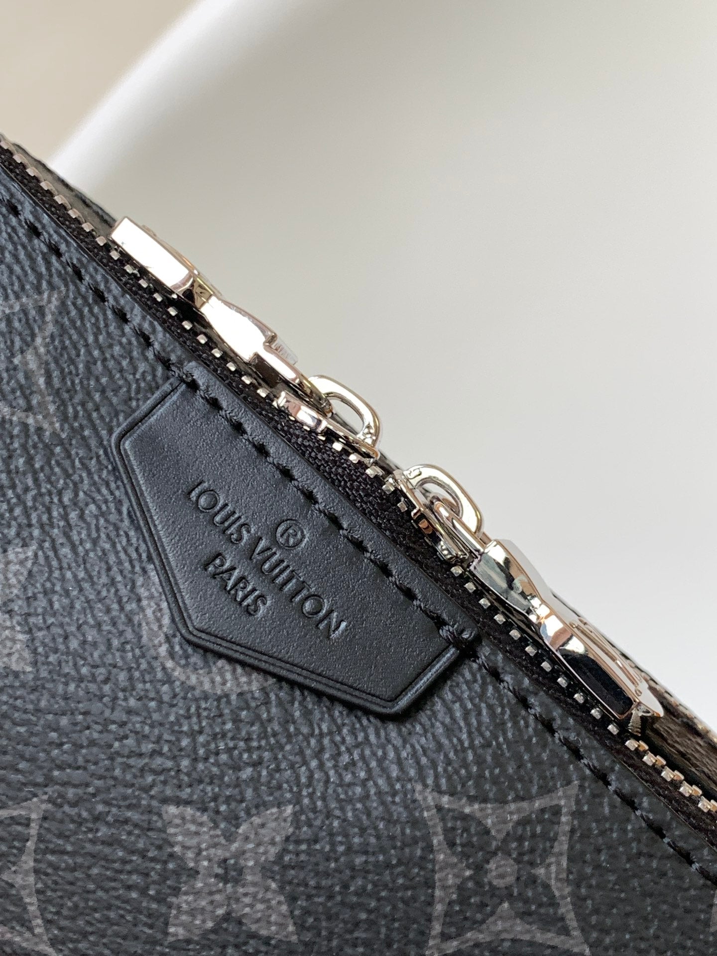 LV Alpha Wearable Wallet Black Monogram Canvas 268782 mysite