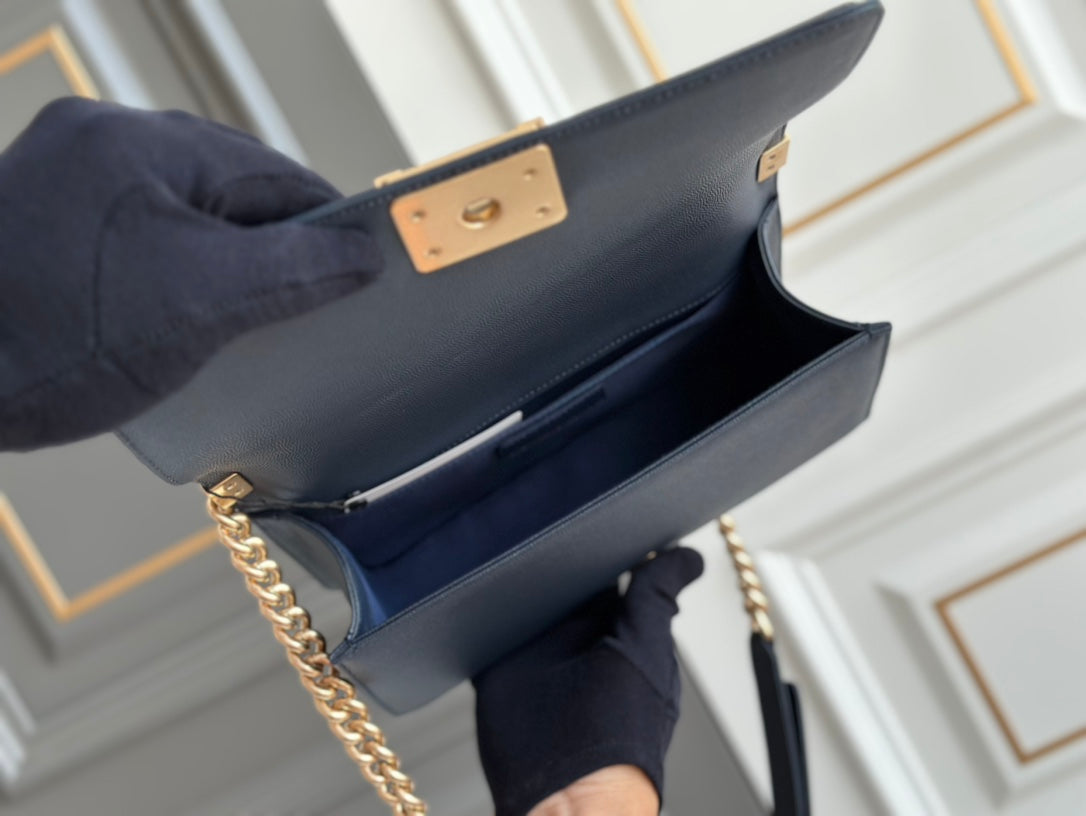 boy medium 25 dark blue chevron caviar aged ghw mysite