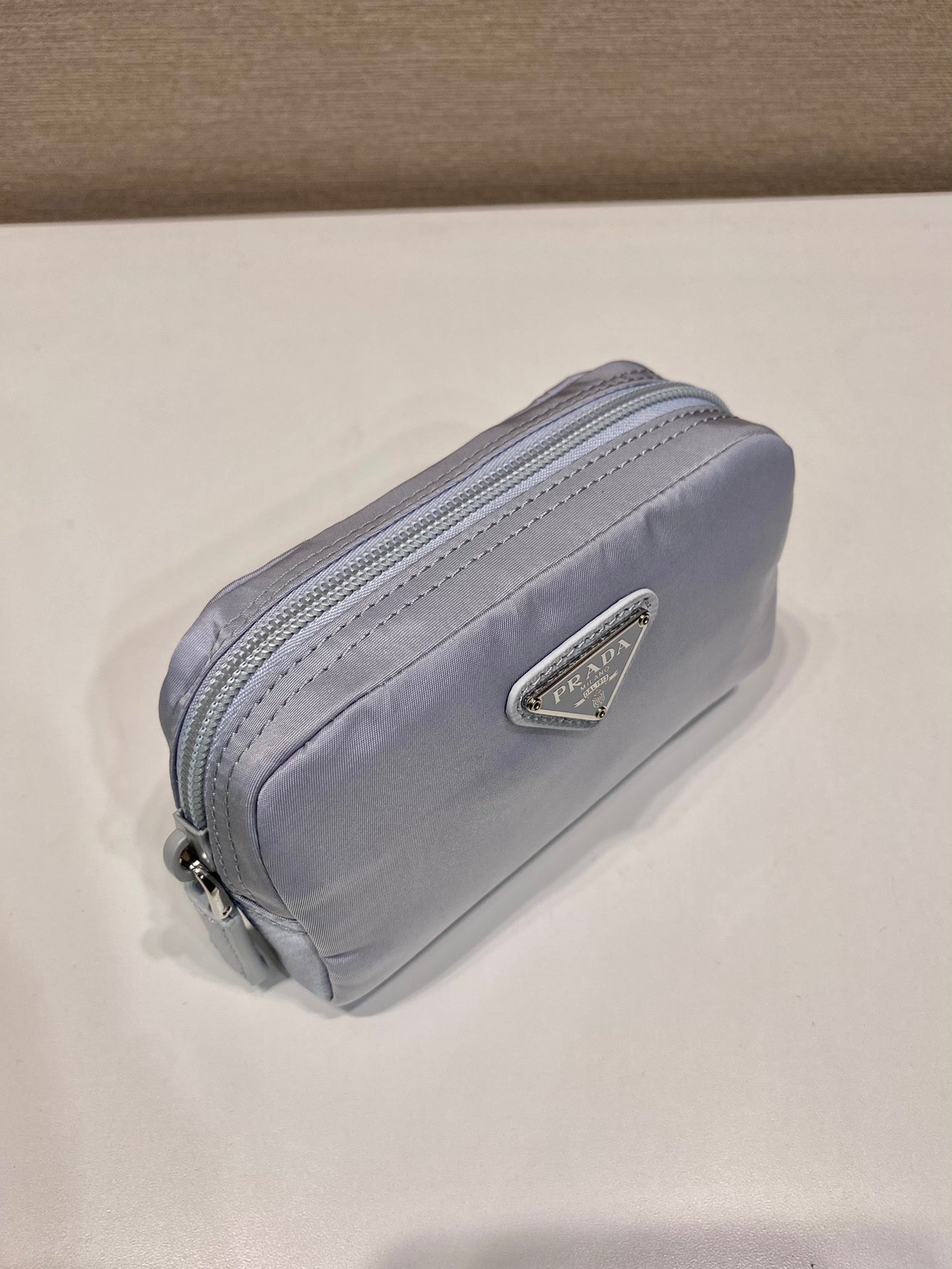 PRA CLUTCH 12 IN LIGHT GREY RE-NYLON mysite