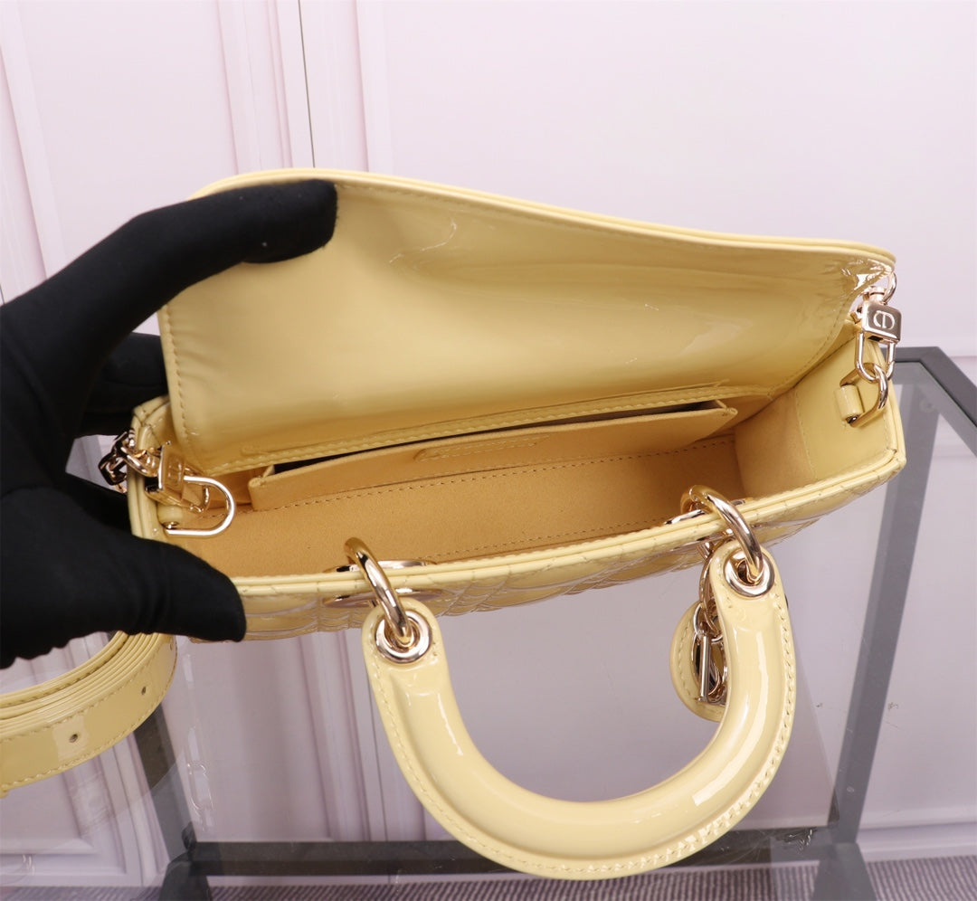 SMALL LADY D-JOY 22 YELLOW LAMBSKIN mysite
