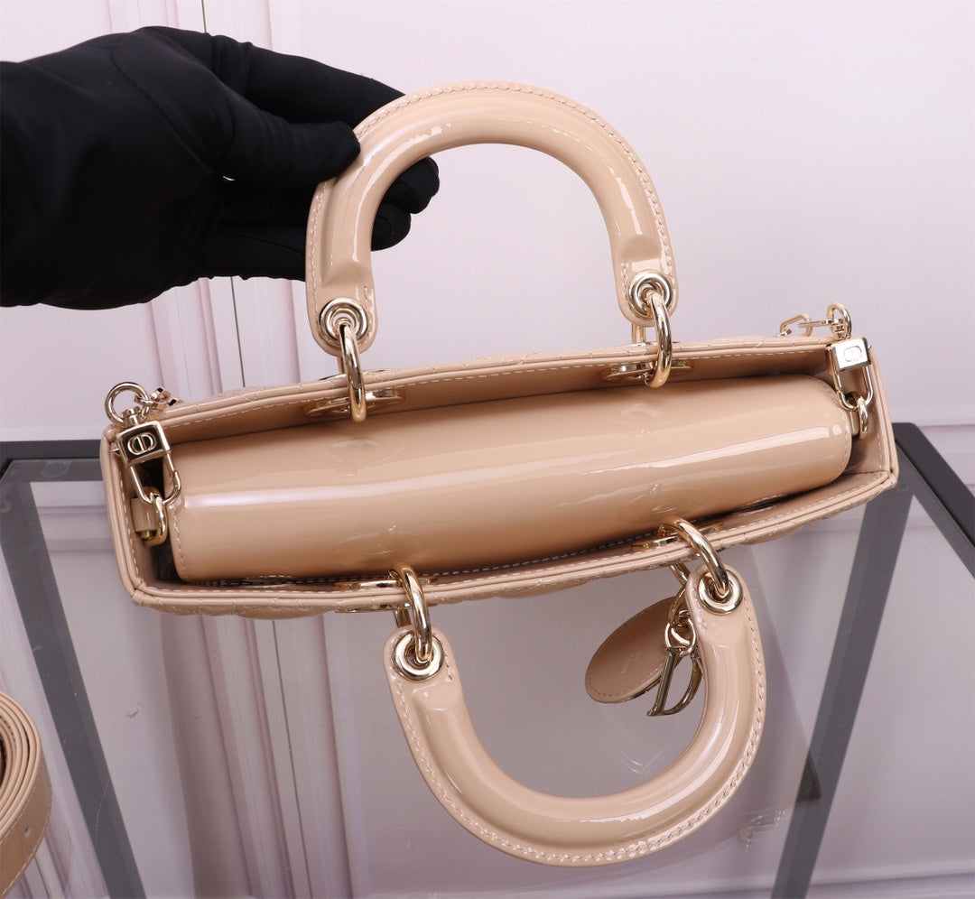 MEDIUM LADY D-JOY 26 BEIGE LAMBSKIN mysite