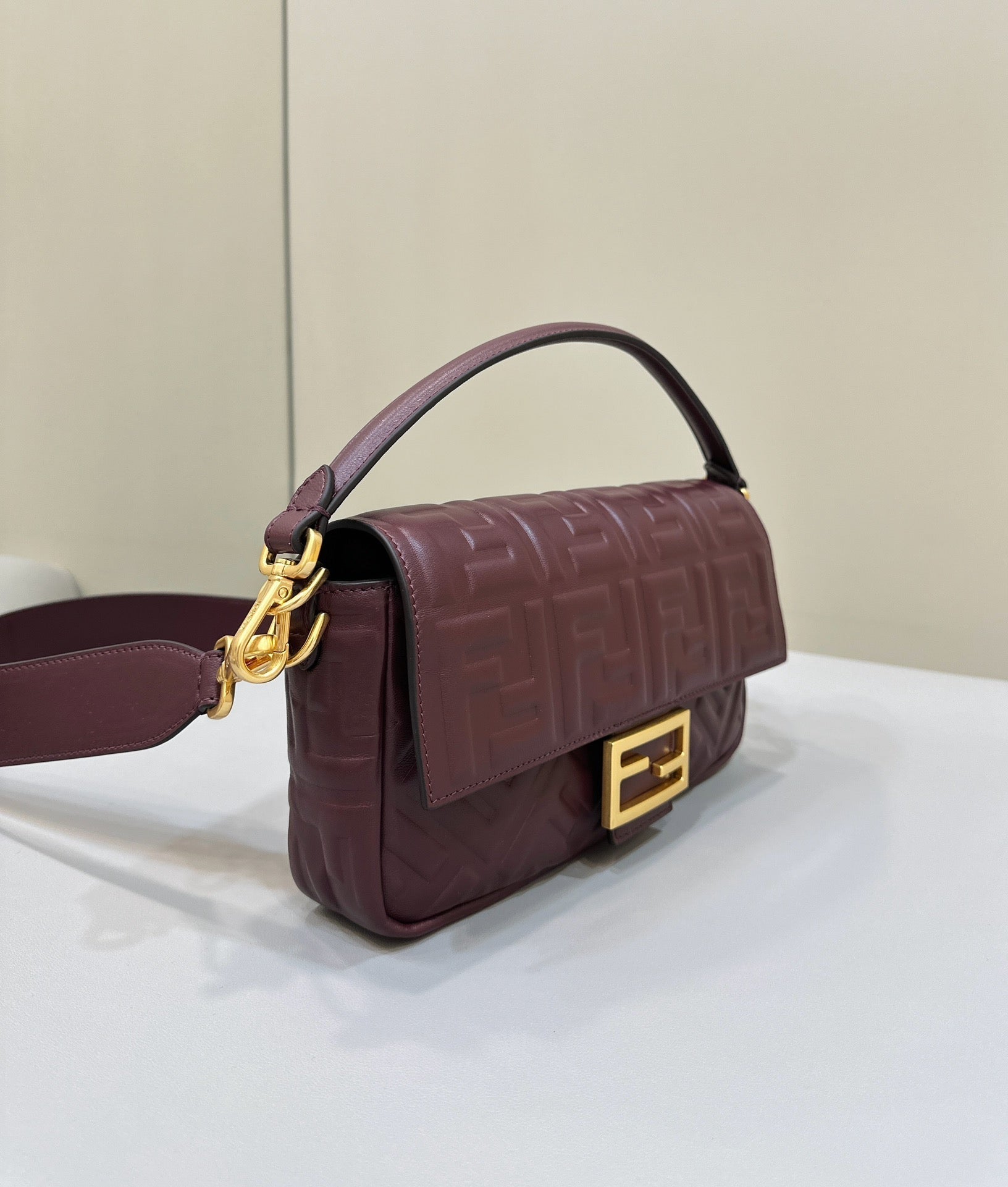 Baguette 27cm Burgundy Lambskin Gold Hardware mysite