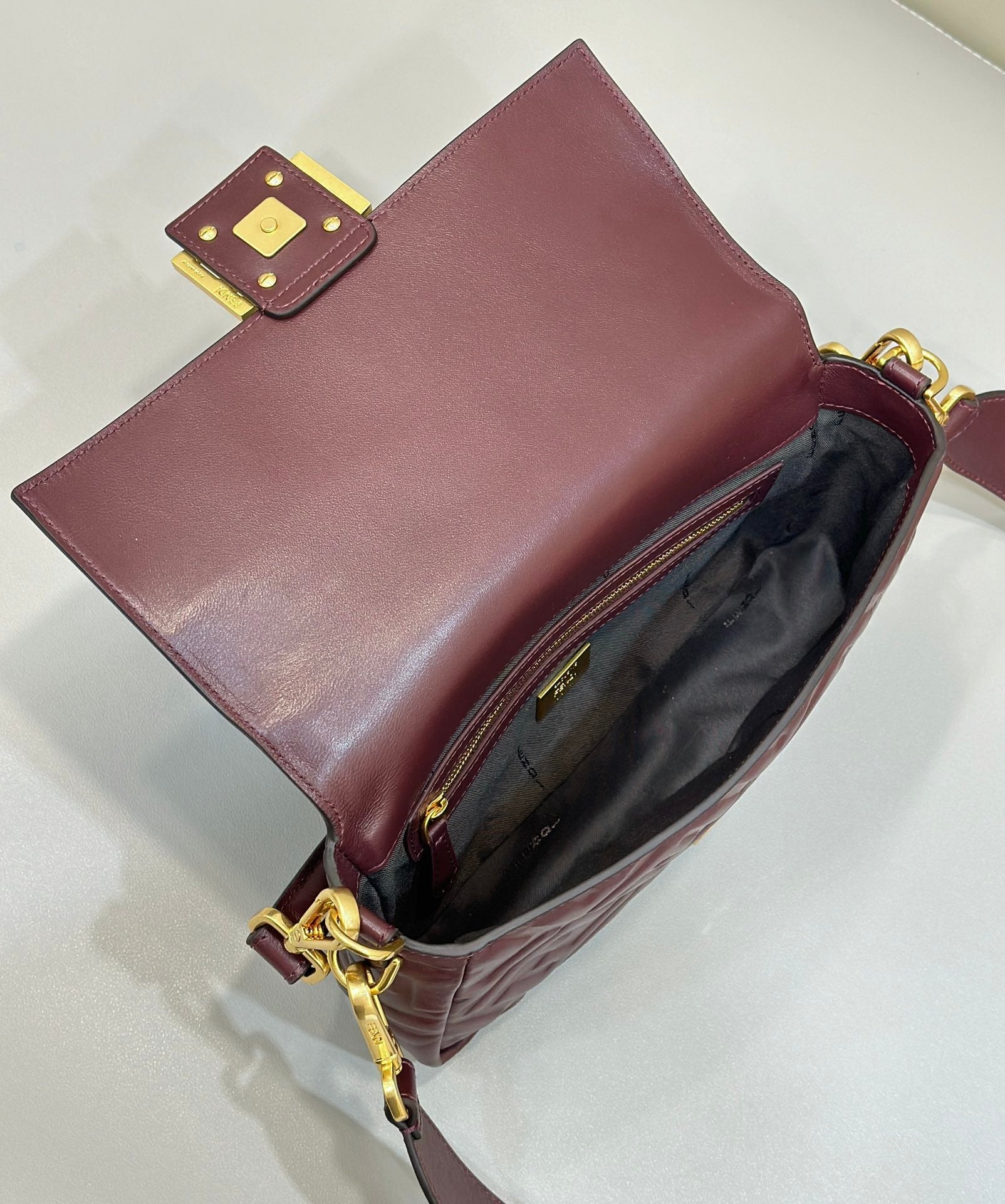 Baguette 27cm Burgundy Lambskin Gold Hardware mysite