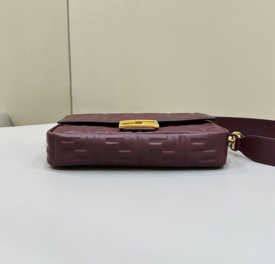 Baguette 27cm Burgundy Lambskin Gold Hardware mysite