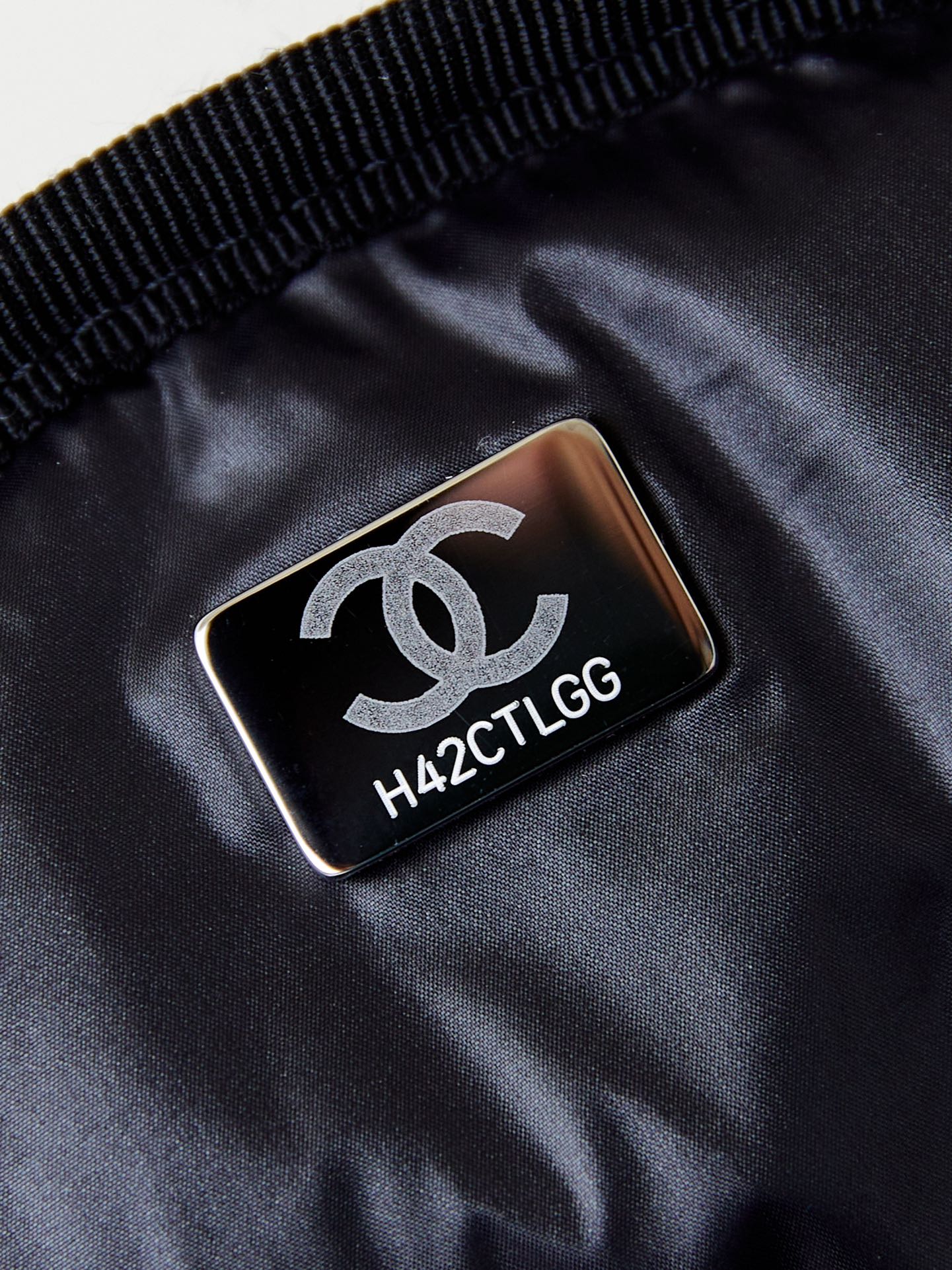 BACKPACK 22 IN BLACK FABRIC SILVER HARDWARE mysite