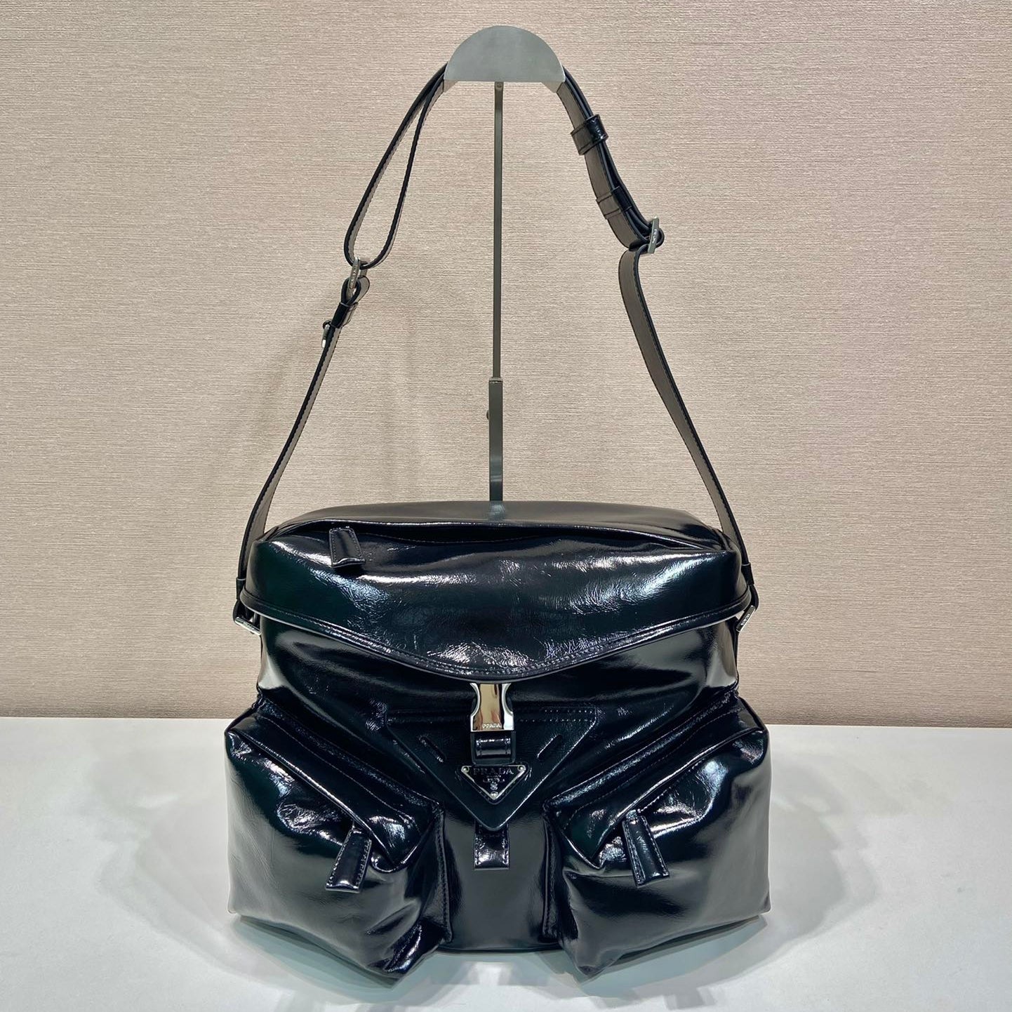 CROSSBODY BAG 29 IN BLACK OIL WAX LAMBSKIN mysite