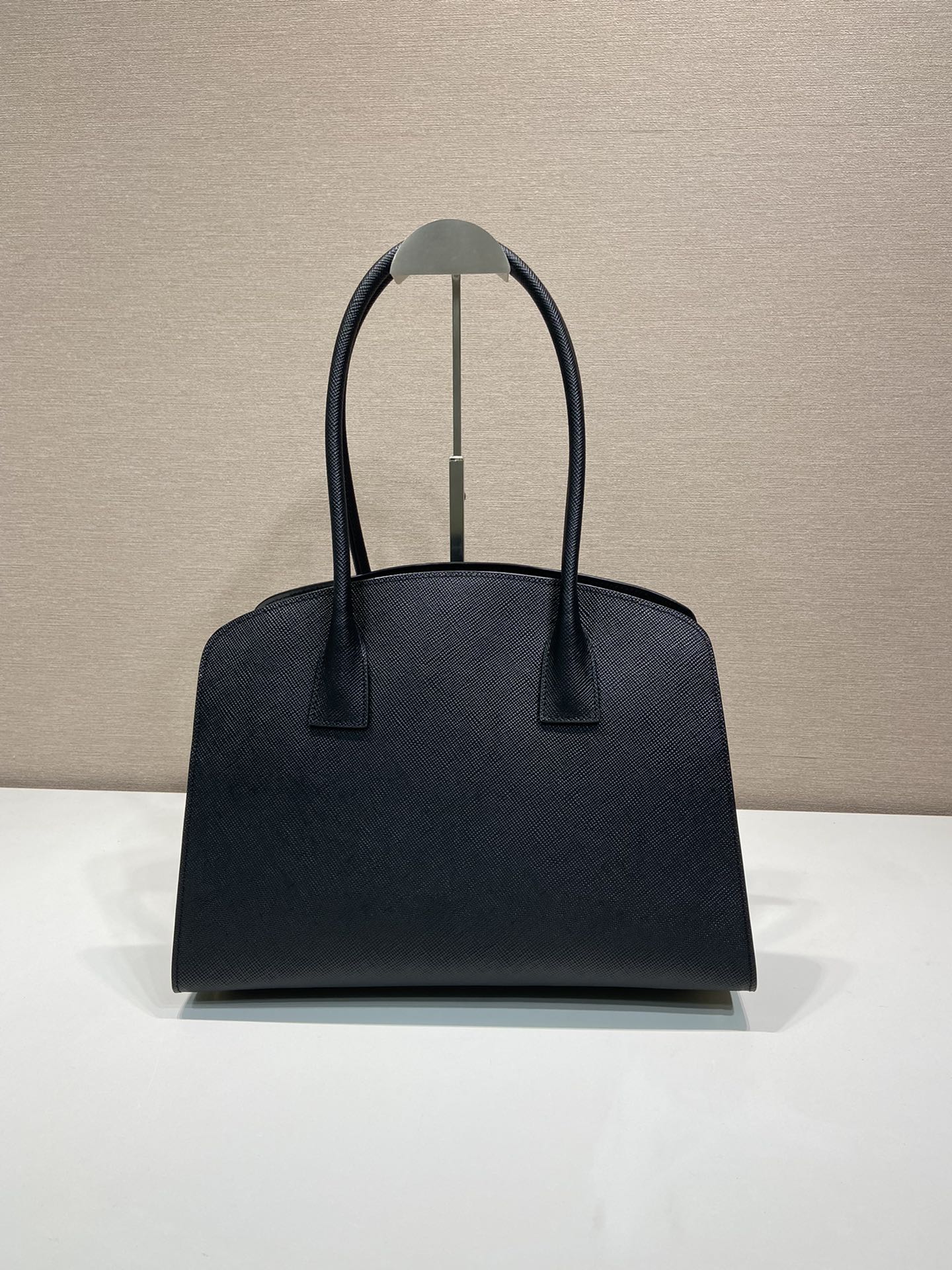 SHOPPING BAG 36 IN BLACK SAFFIANO LEATHER mysite