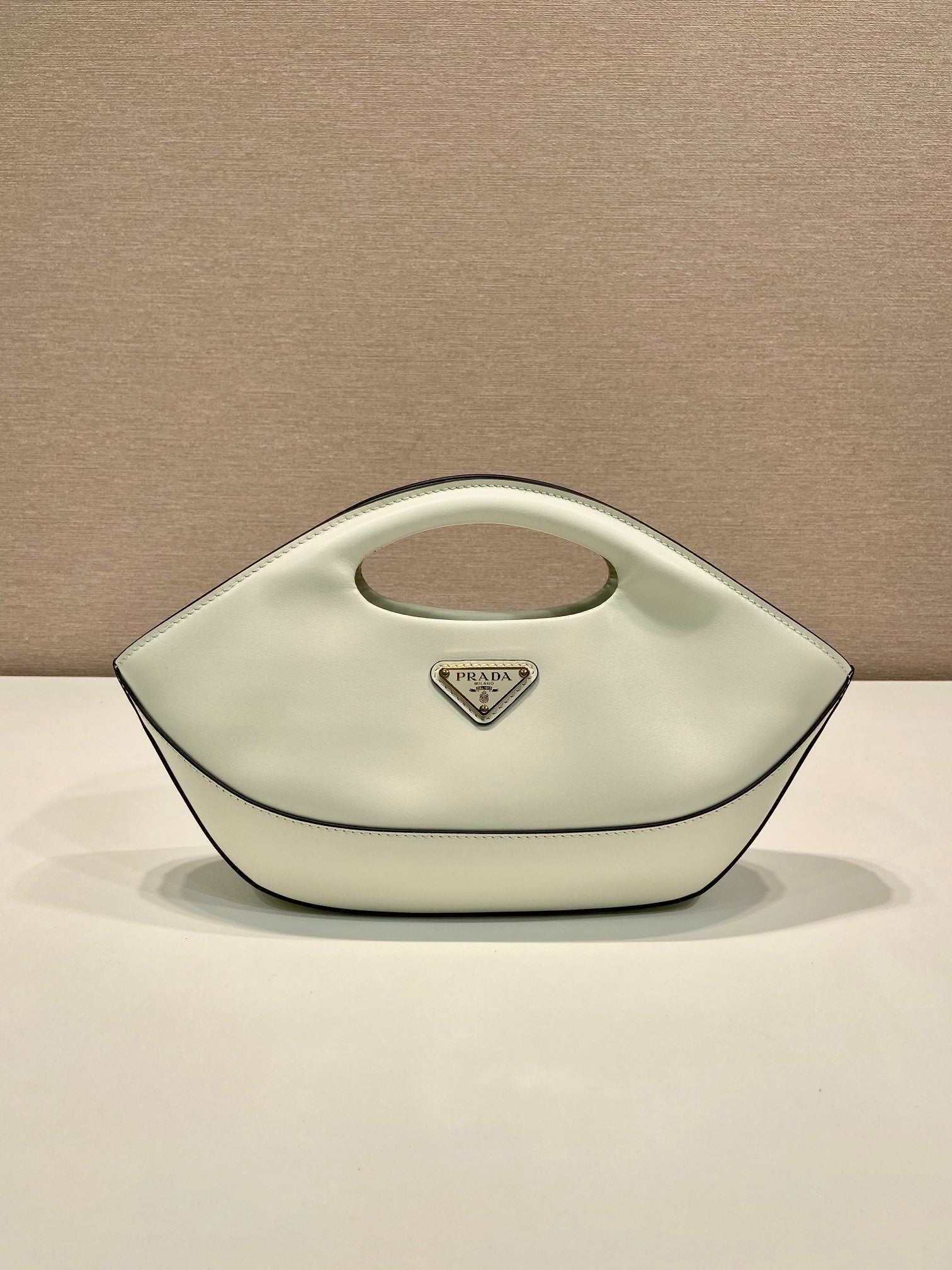 DUMPLING BAG 30 IN WHTE CALFSKIN mysite