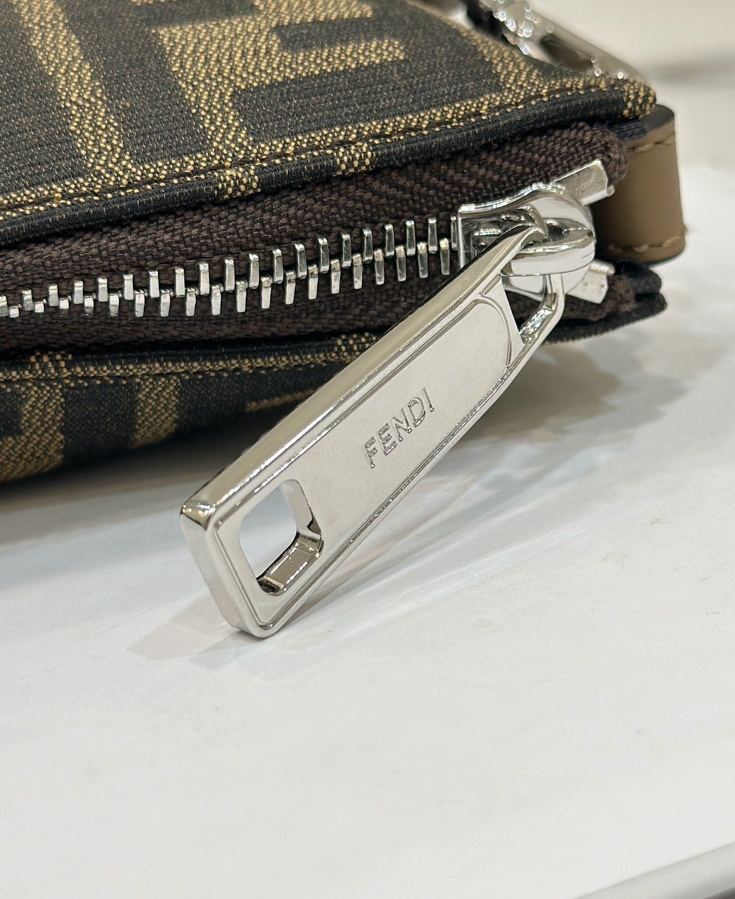 SHOULDER BAG 19 WITH FF MOTIF IN BROWN JACQUARD FABRIC mysite