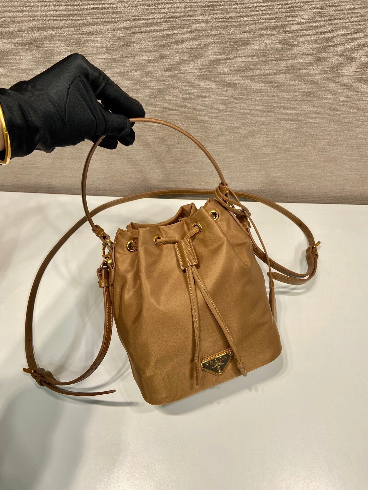 BUCKET BAG 19 IN RUSSET BROWN RE-NYLON AND CALFSKIN HANDLE mysite