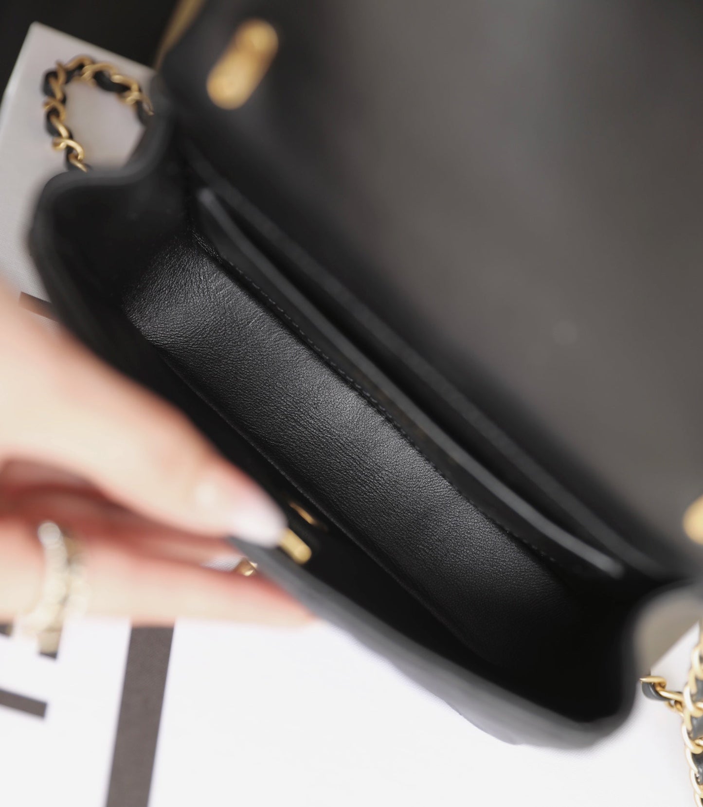 cc 24p mini flap bag 17cm black lambskin pearl chain mysite