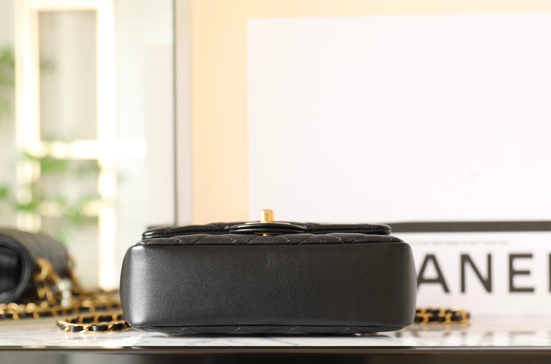 cc 24p mini flap bag 17cm black lambskin pearl chain mysite