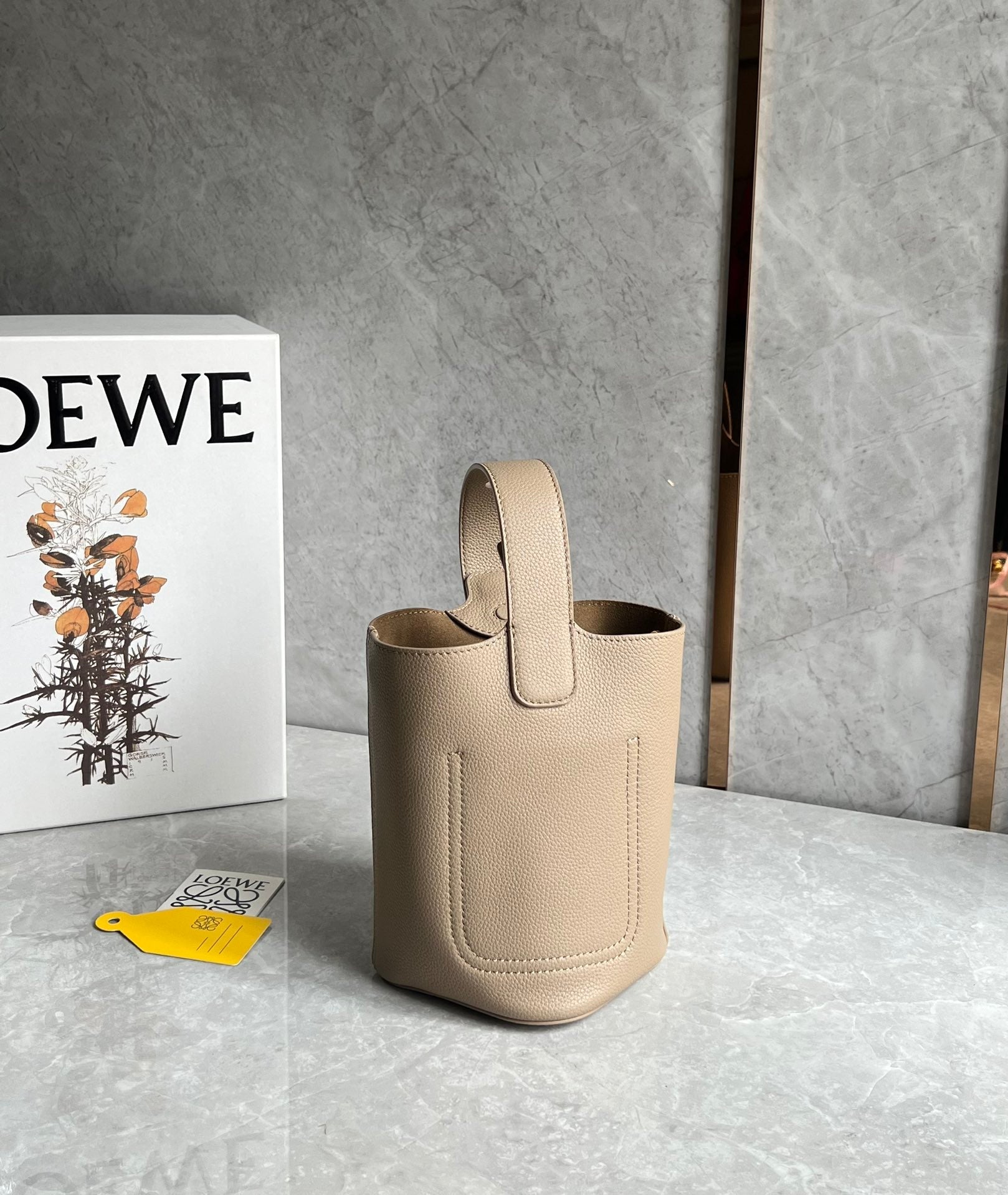 LOE MINI 19 PEBBLE BUCKET IN CAMEL BROWN MELLOW CALFSKIN mysite