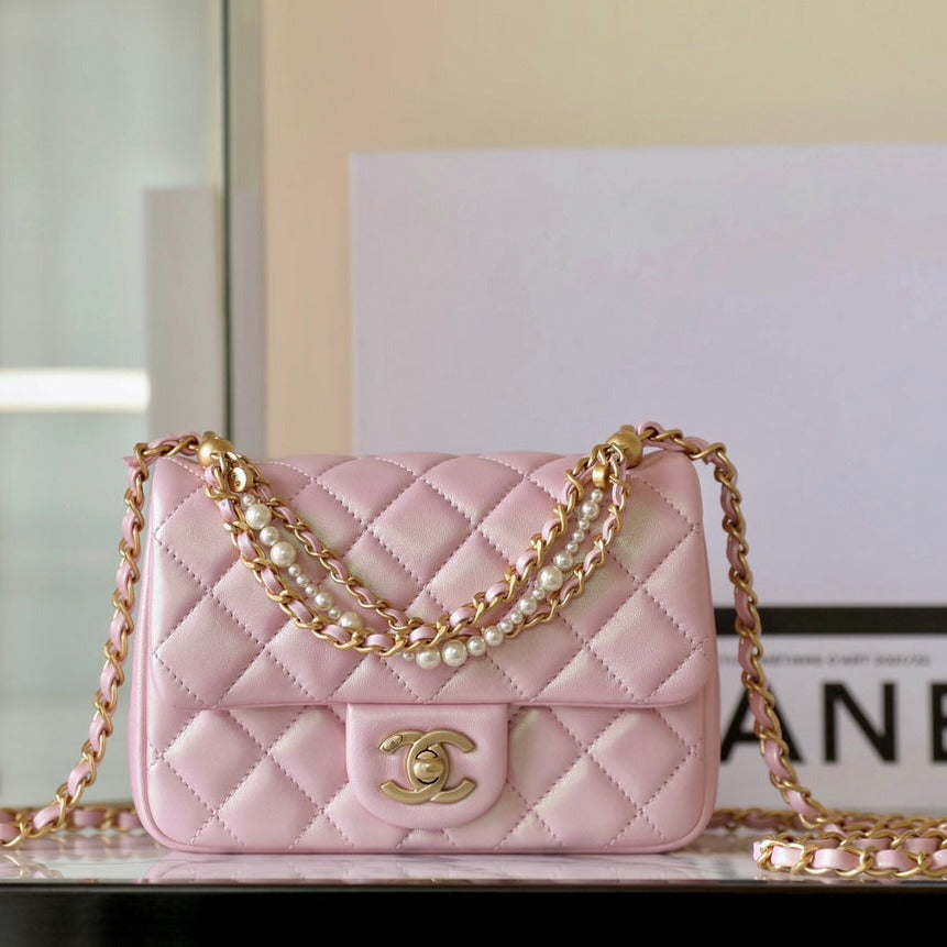 cc 24p mini flap bag 17cm pearlescent pink lambskin pearl chain mysite