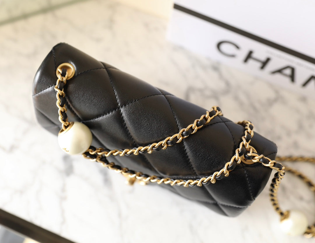 cc 24s mini flap bag 20cm black lambskin pearl ball mysite