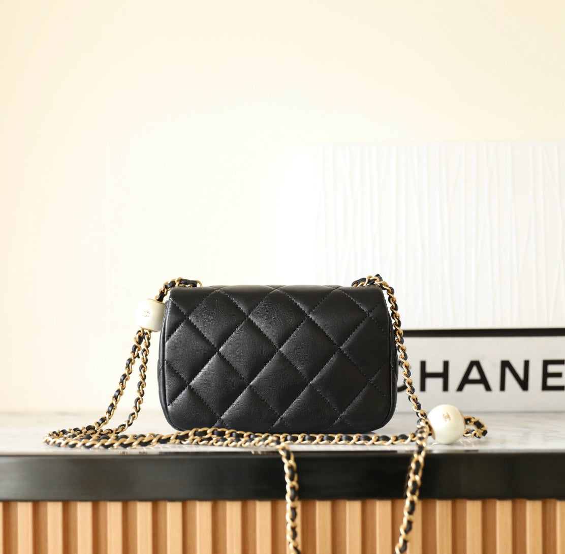 cc 24s mini flap bag 17cm black lambskin pearl ball mysite