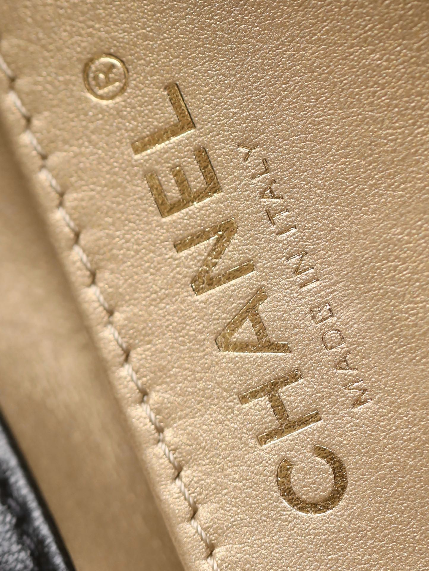 cc 24s mini flap bag 17cm black lambskin pearl ball mysite