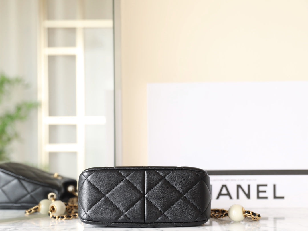 cc 24s hobo bag 19cm black lambskin pearl ball mysite