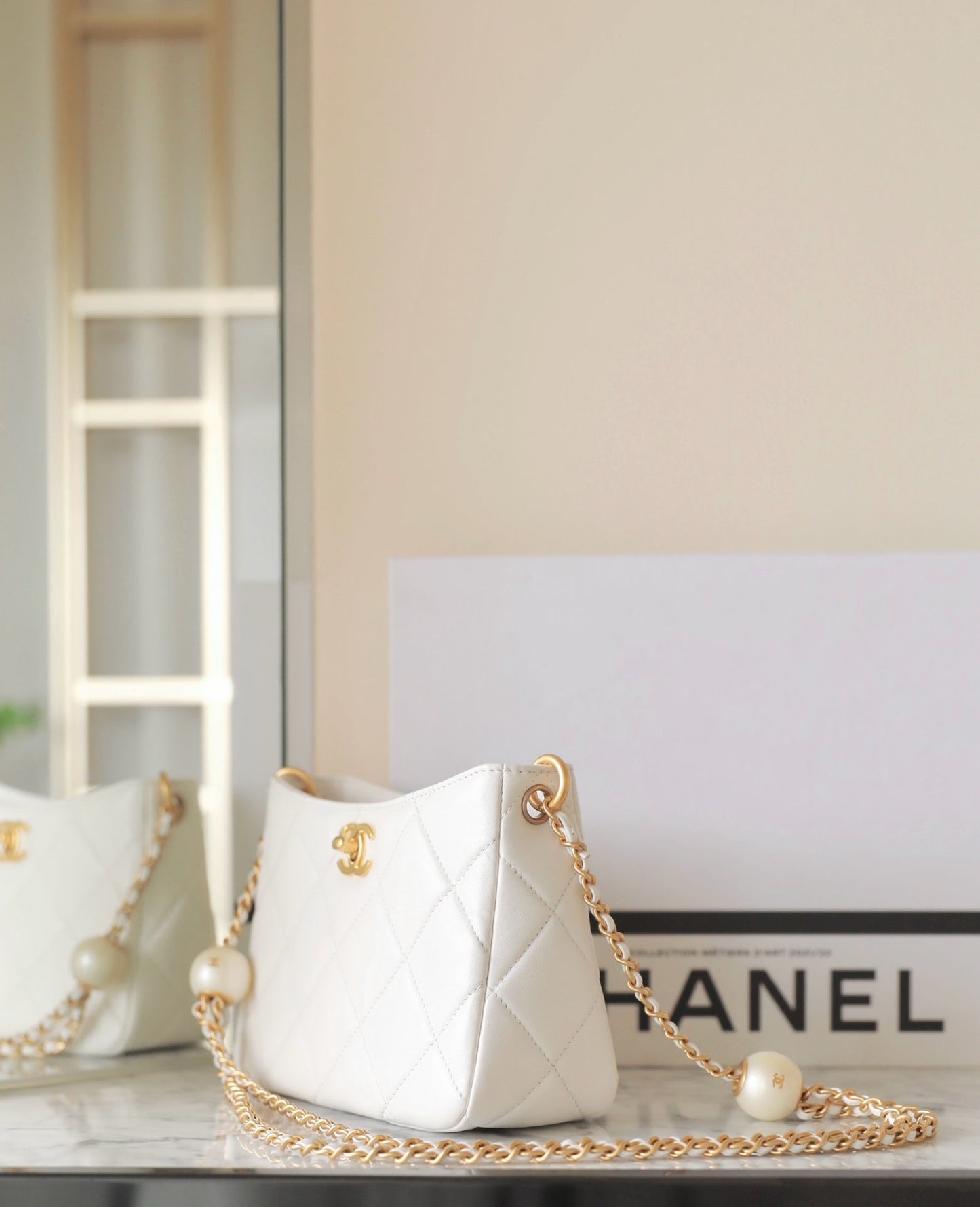 cc 24s hobo bag 19cm white lambskin pearl ball mysite