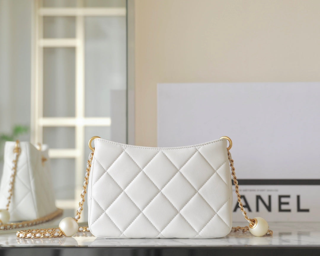 cc 24s hobo bag 19cm white lambskin pearl ball mysite