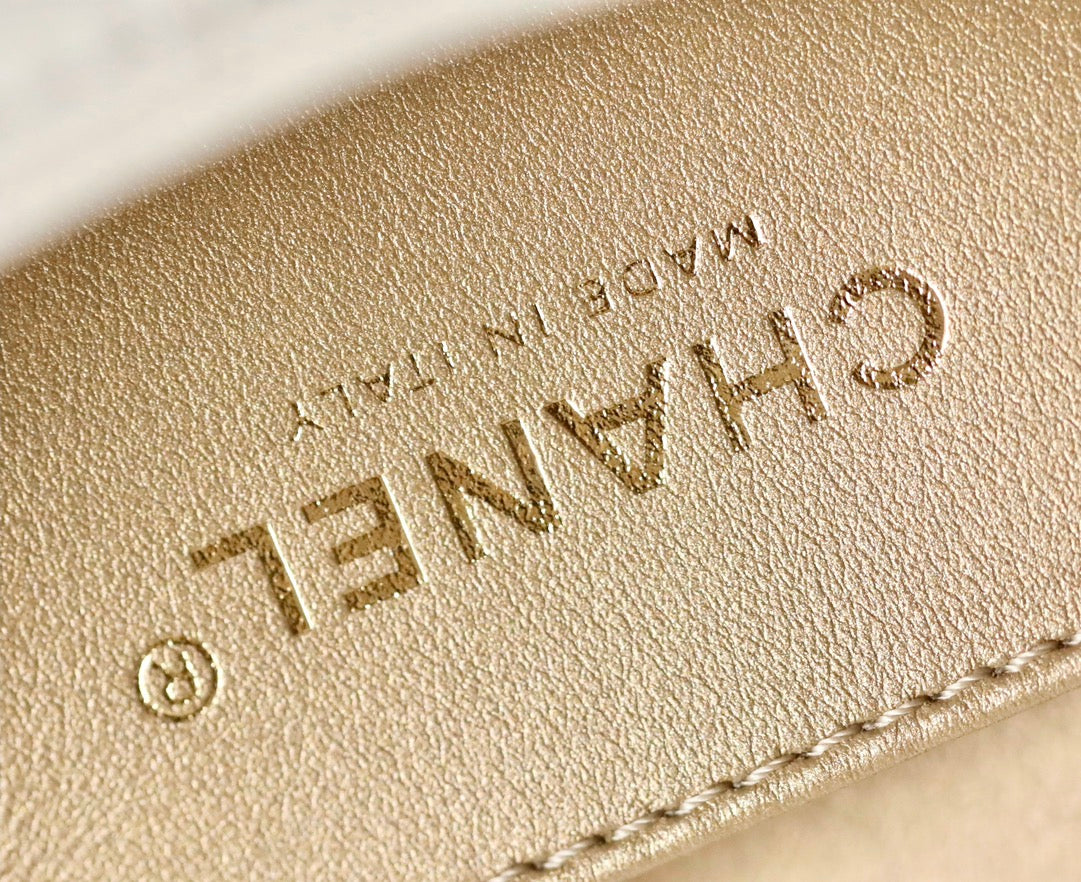 cc 24s mini flap bag 20cm white lambskin pearl ball mysite