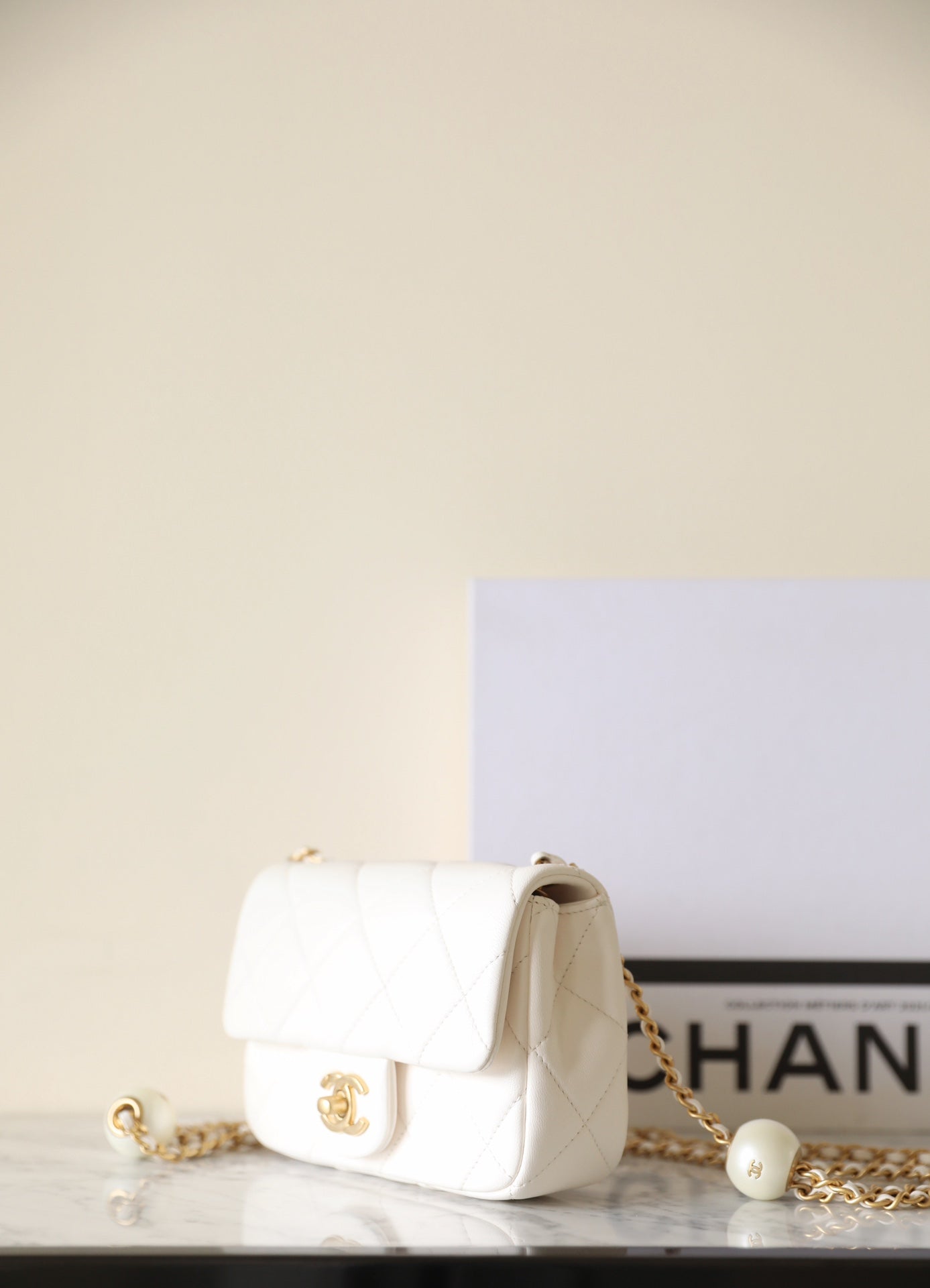 cc 24s mini flap bag 17cm white lambskin pearl ball mysite