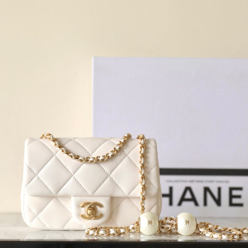 cc 24s mini flap bag 17cm white lambskin pearl ball mysite