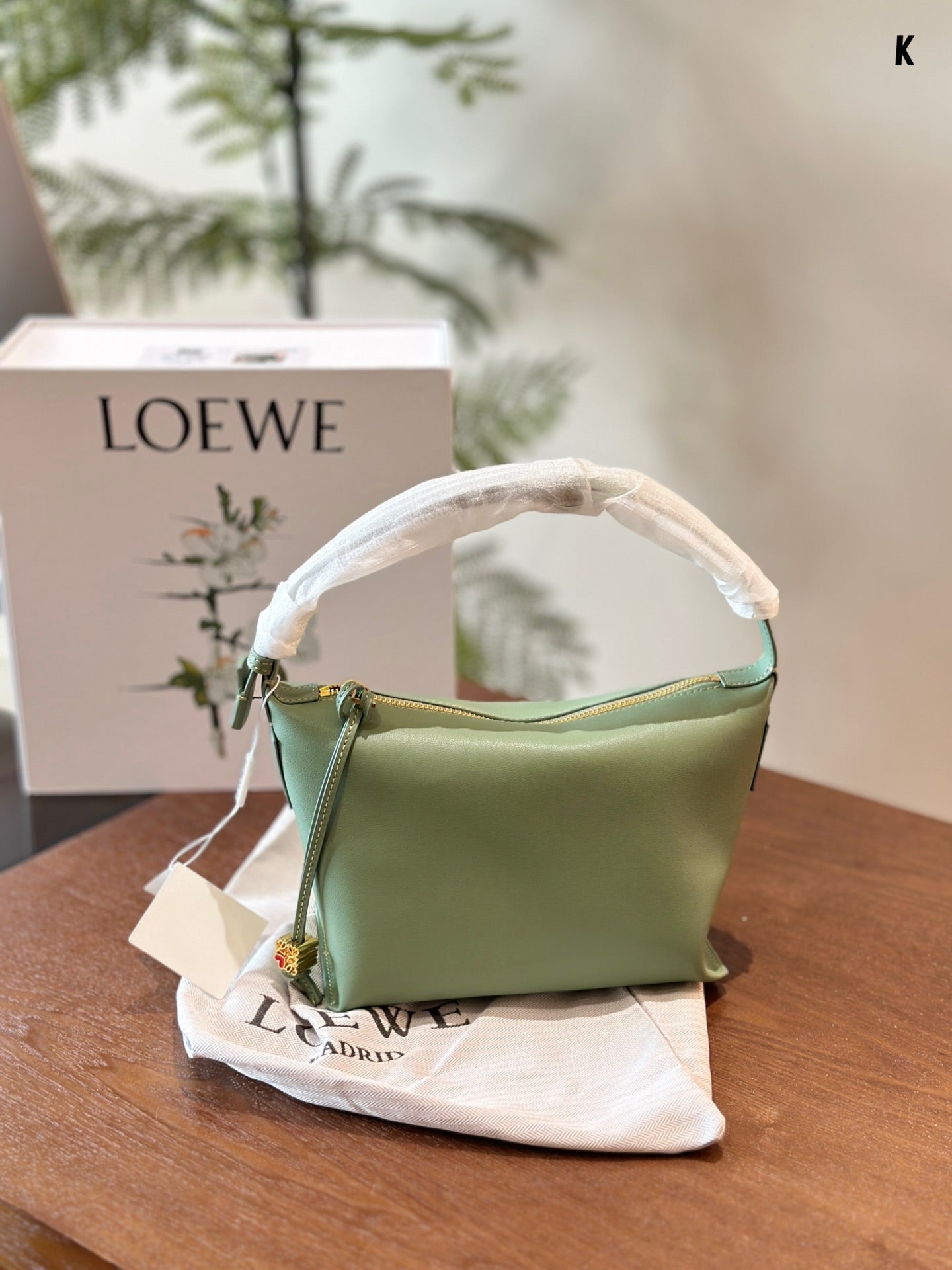 LOE LUNA HOBO 20 BAG IN GREEN MINT CALFSKIN mysite