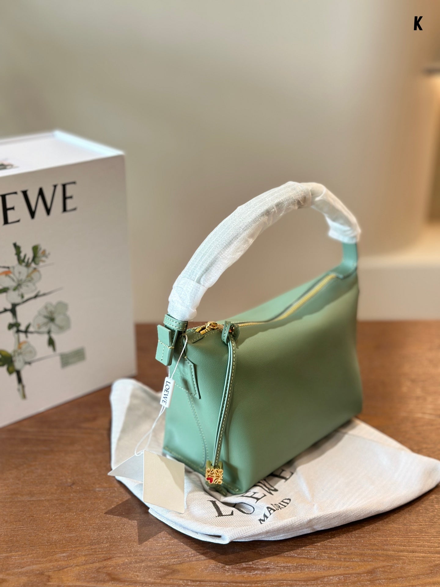 LOE LUNA HOBO 20 BAG IN GREEN MINT CALFSKIN mysite