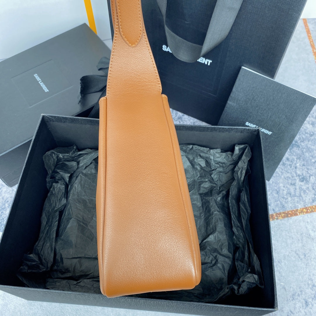 le 5a7 small 23cm brown calfskin mysite