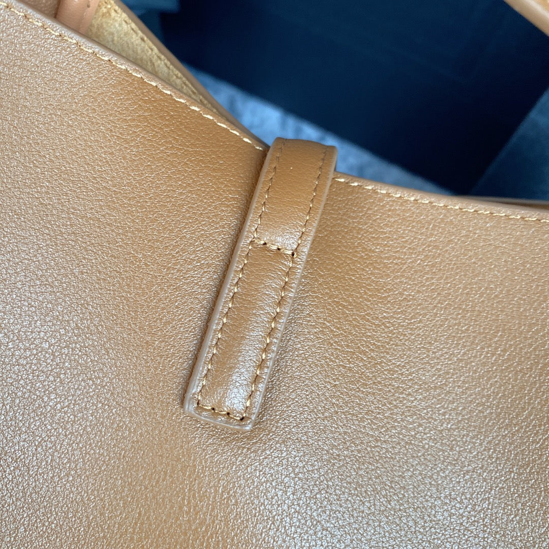 le 5a7 small 23cm brown calfskin mysite