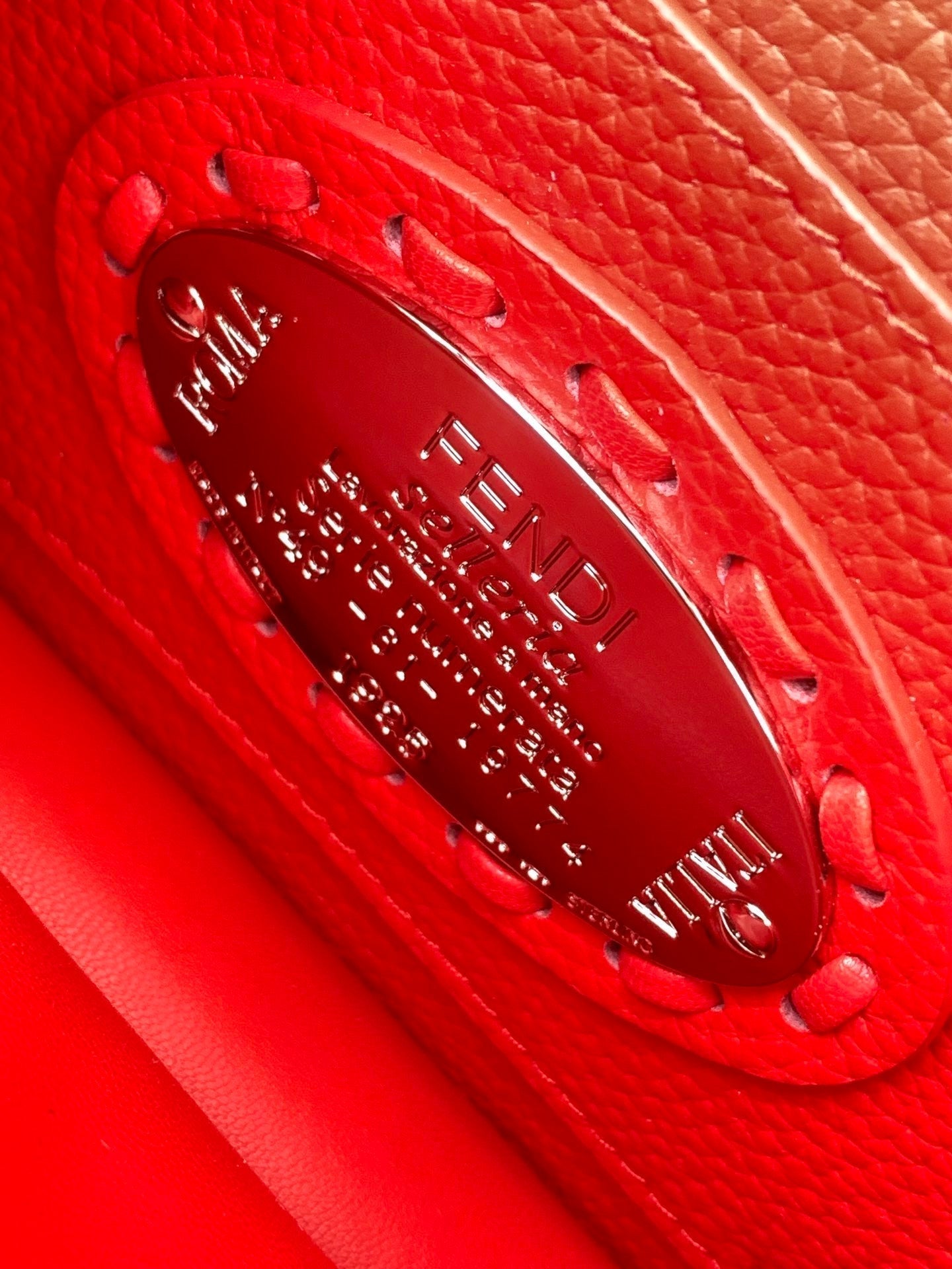 Peekaboo ISeeU Petite 20 Bag Red Leather Shw mysite